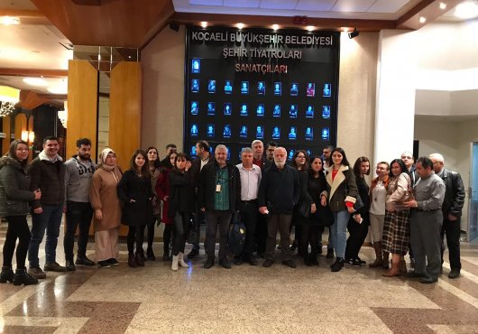 ÜyelerimizleTiyatroda Buluştuk