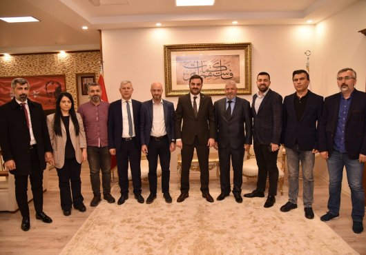 Başiskele Belediye Başkanı Yasin Özlü'yü Ziyaret Ettik