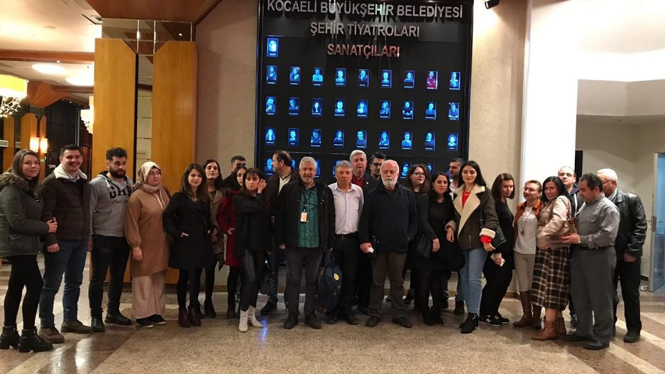 ÜyelerimizleTiyatroda Buluştuk