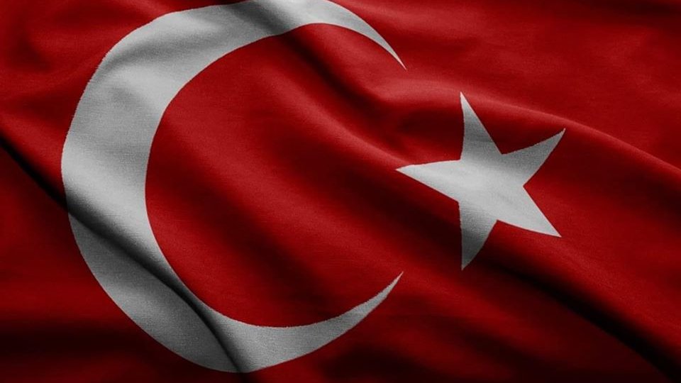 Kalbimiz ve dualarımız askerlerimizle...